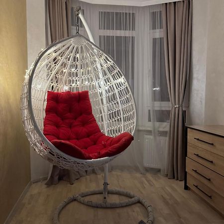 Apartment In Khmelnytsky Street Львов Экстерьер фото